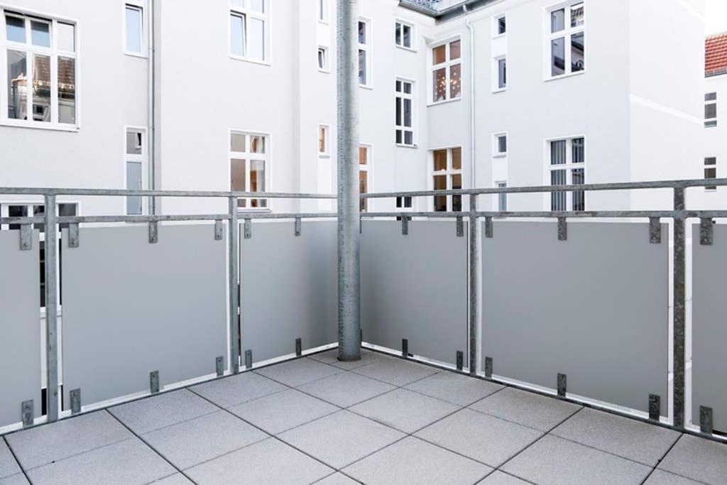 Sc 06 By Rockchair Apartments L Superhost Status L 4 Bedrooms Boxspringbeds 2 Bathrooms Balcony Elevator - Cozy Family & Business Flair Welcomes You! Berlin Exterior photo
