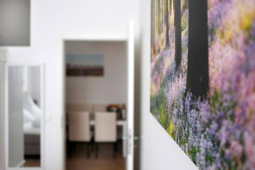 Sc 06 By Rockchair Apartments L Superhost Status L 4 Bedrooms Boxspringbeds 2 Bathrooms Balcony Elevator - Cozy Family & Business Flair Welcomes You! Berlin Exterior photo